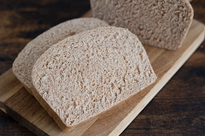 南ノ島の福朗まんの「全粒粉100%mimiのないパン」