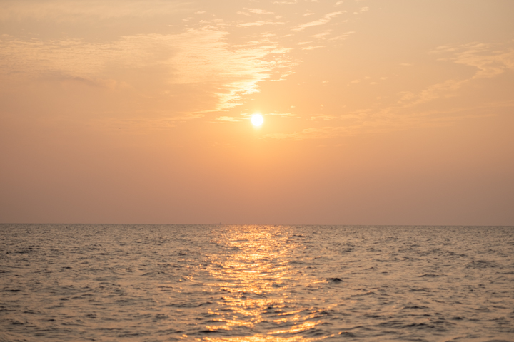 海に沈む夕日