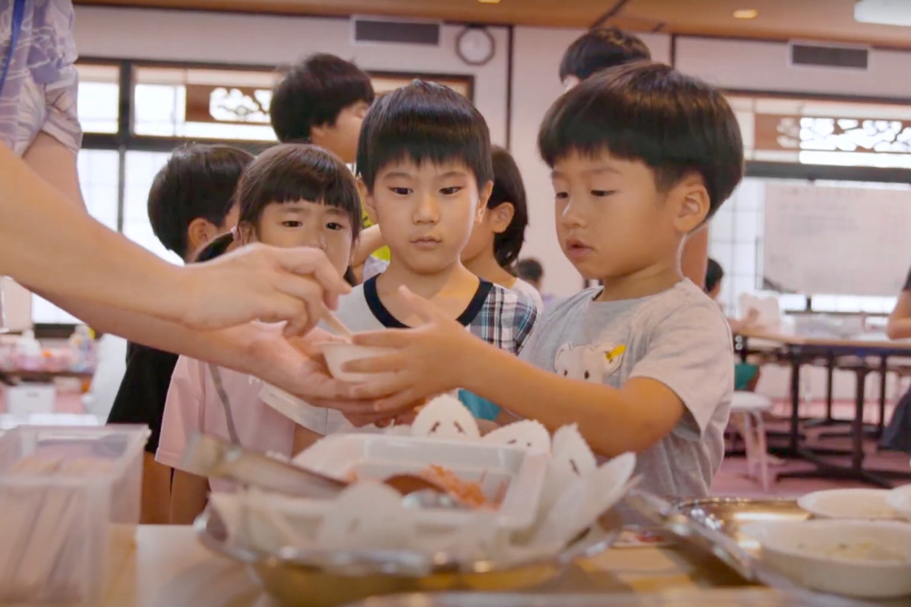 この日は、シェフ特製のソーミンチャンプルーとパウンドケーキが振るまわれました