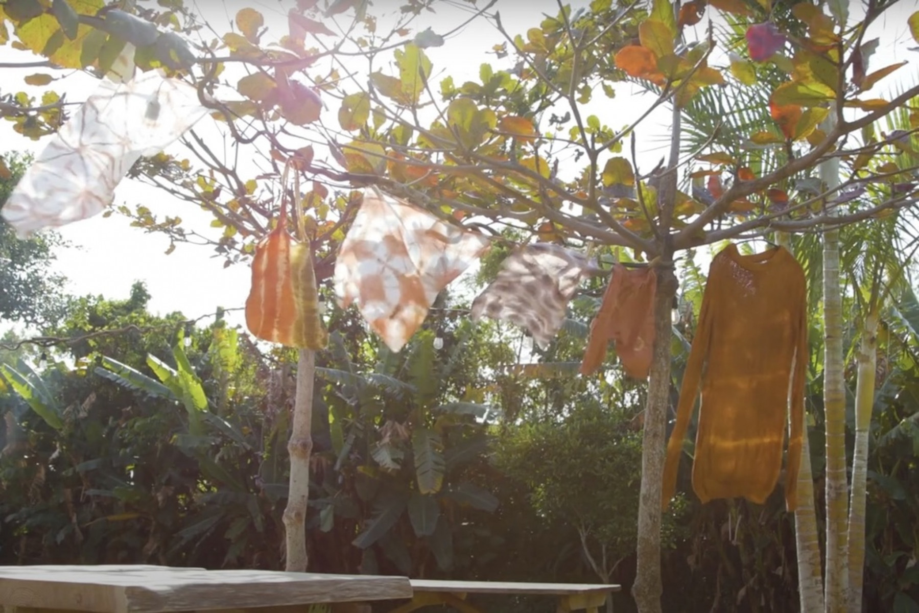 仕上がった美しいベンガラ染め