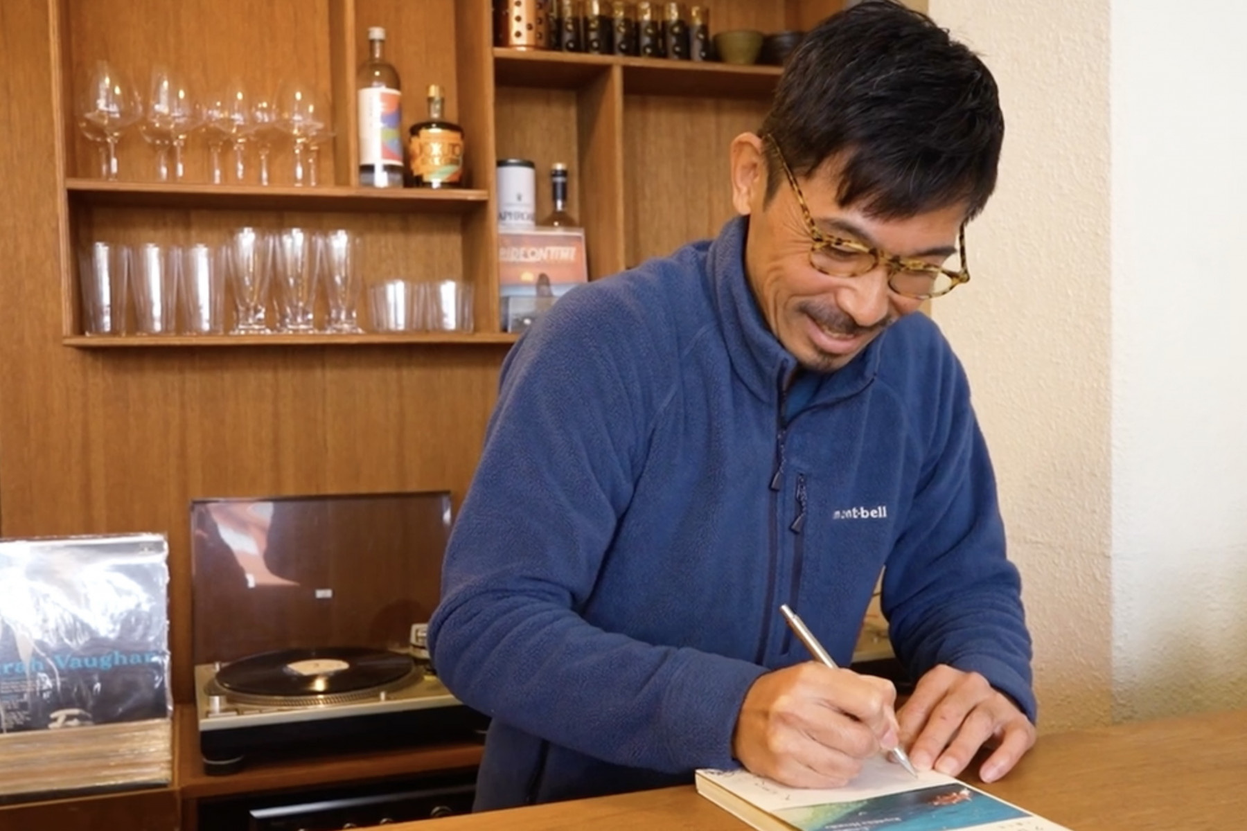新しく思い出の拠点となった宜野湾市大山の焼きドーナツ「HYGGE」店主の石田環さん