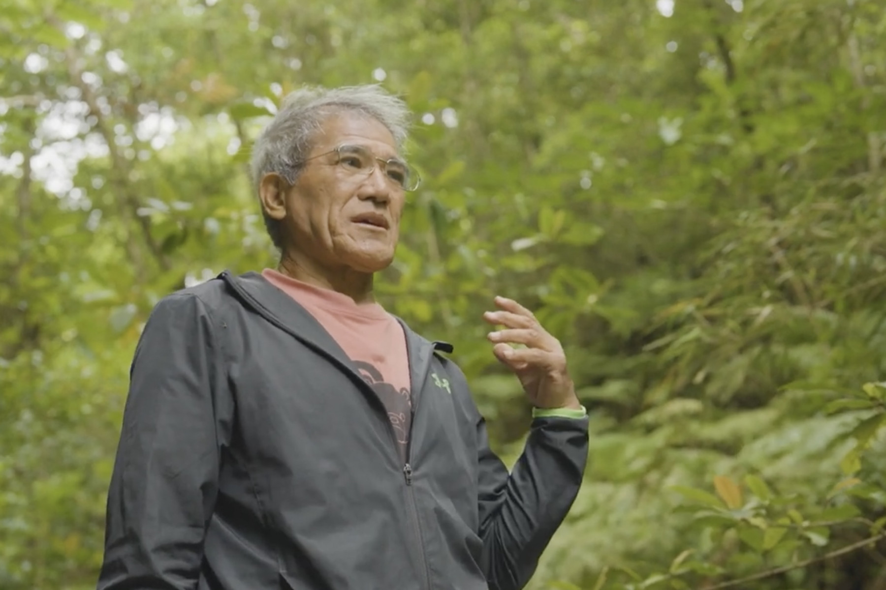 「やんばるの森を守ることは、地域を豊かにすることにつながります」と語る金城さん