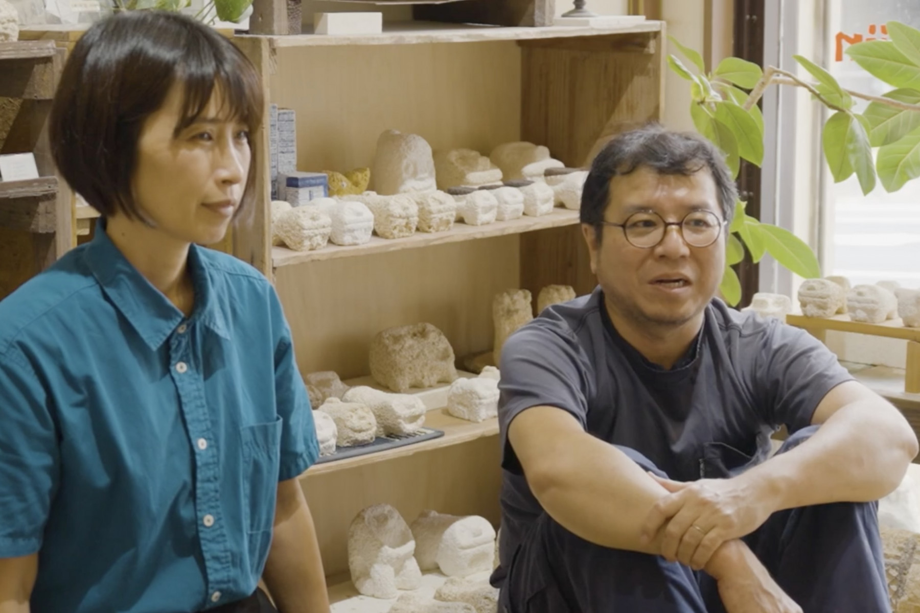 スタジオde-jinの若山大地さんと奥様の恵里さん。