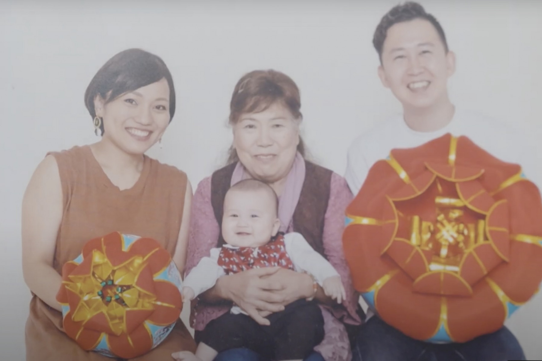 由香さんのご家族とツルさん