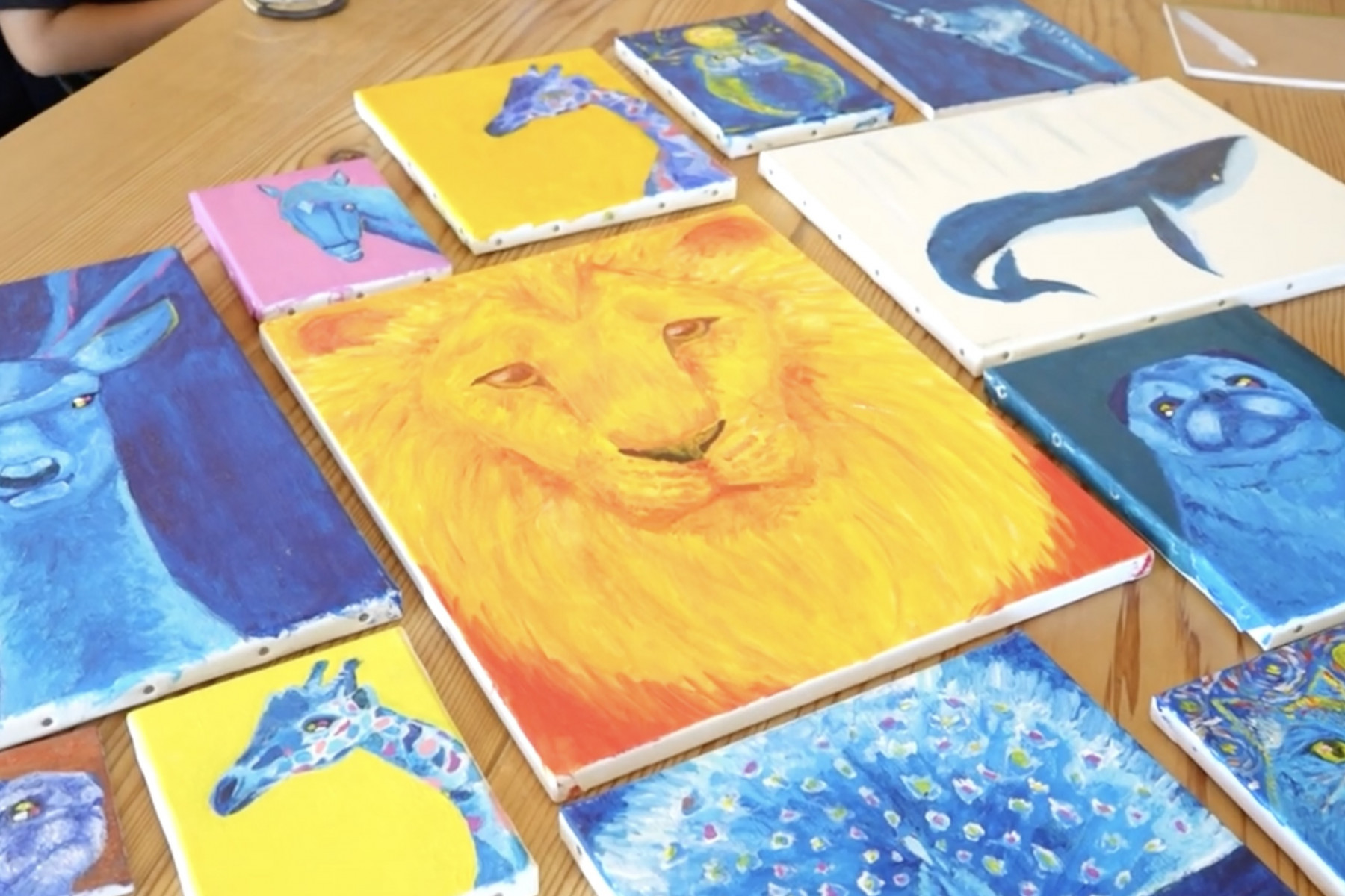 フリースクールの子どもたちに、ハーベストムーンでの作品の販売を提案