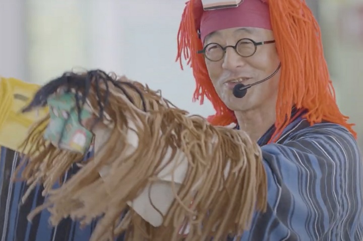 かつては自身も舞台に立ち、演者として表現していた佐渡山さん