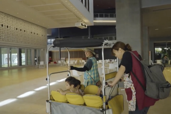 なはーとは近隣の保育園のお散歩コースになっています