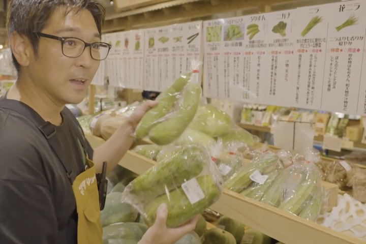 スタッフの国吉拓己さん