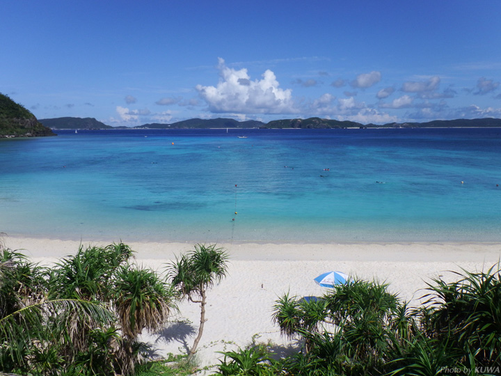 沖縄慶良間諸島の渡嘉敷島の渡嘉志久（とかしく）海岸公園