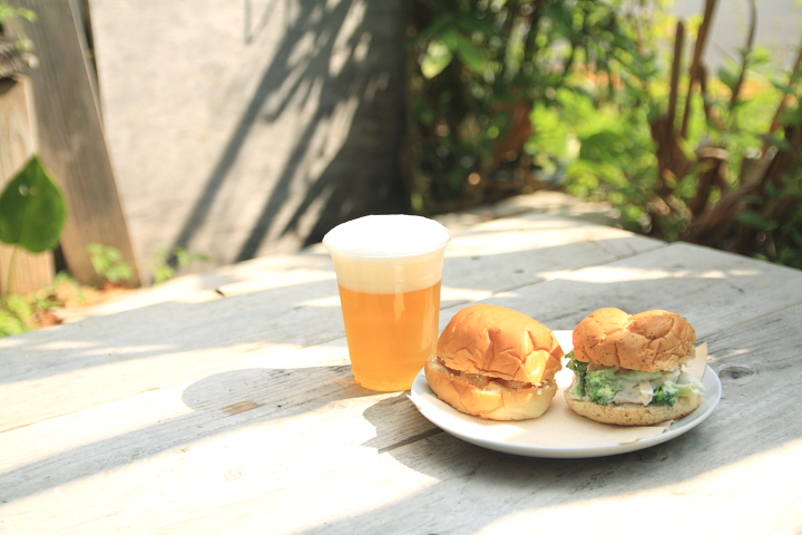 珈琲屋台ひばり屋の「ほろ酔いモーニング＆夜ひばり」