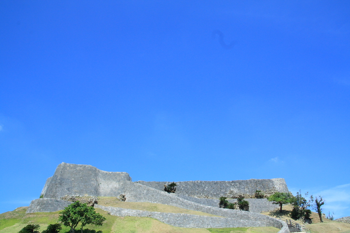 勝連城跡（かつれんじょうあと）