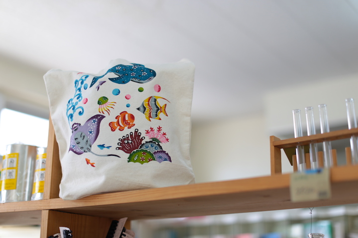 紅型染めトートバッグ