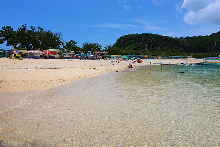 伊計ビーチ全景