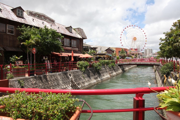 ショッピングモールや飲食店