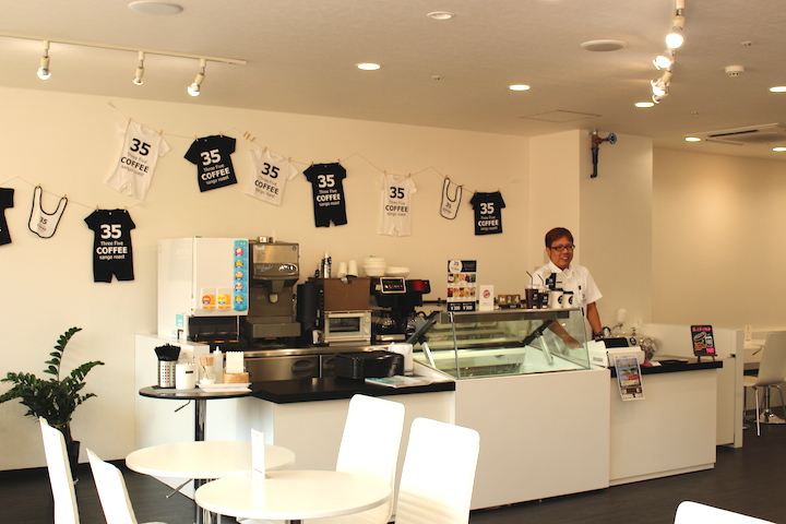 35COFFEE　店内
