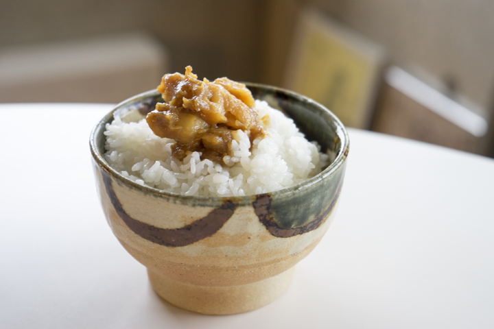 ごはんに乗ったあぶらみそ