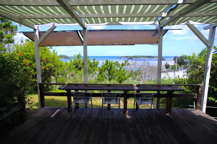 麦焼屋のテラス