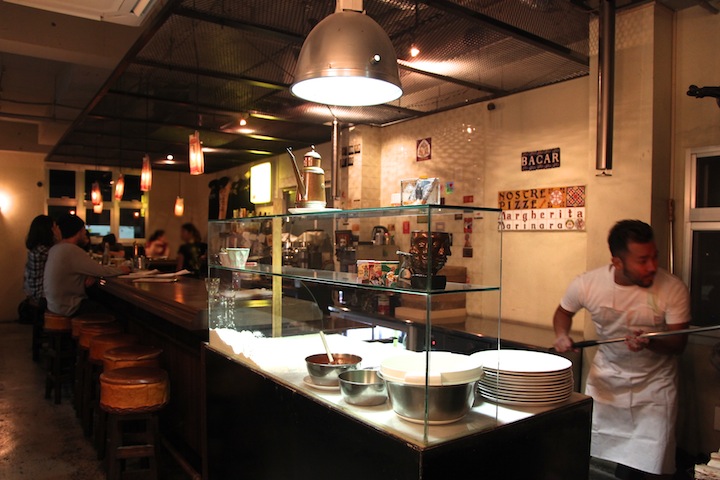 BACAR OKINAWA (バカール オキナワ)店内