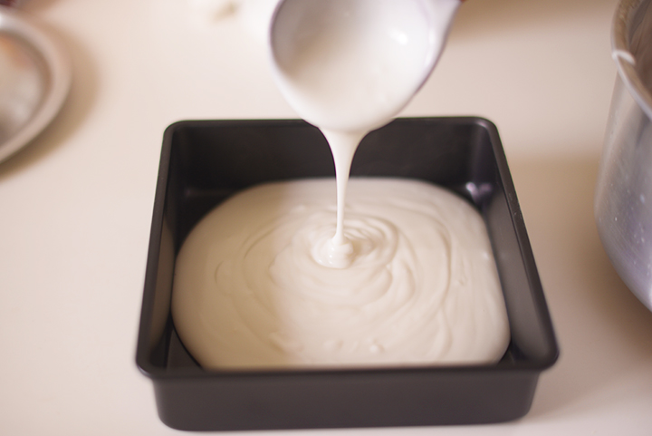 四角いバットに流し込み