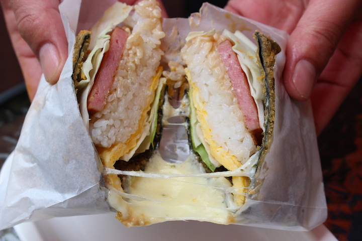 チーズがとろーり