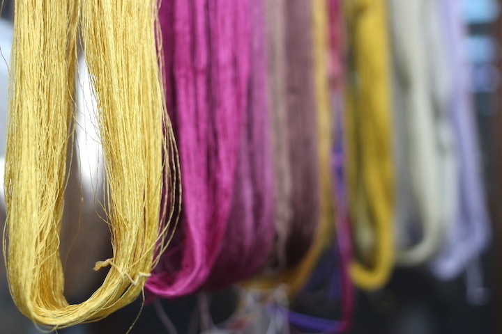 知花花織の糸