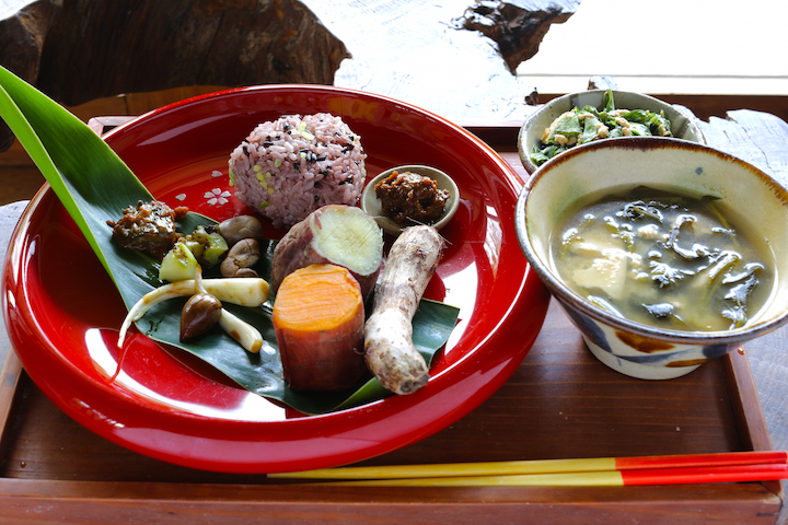 “ぬちぐすい(命の薬)”御膳