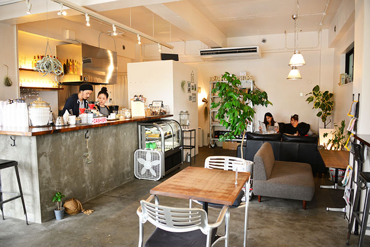 KRAMP COFFEE STORE店内