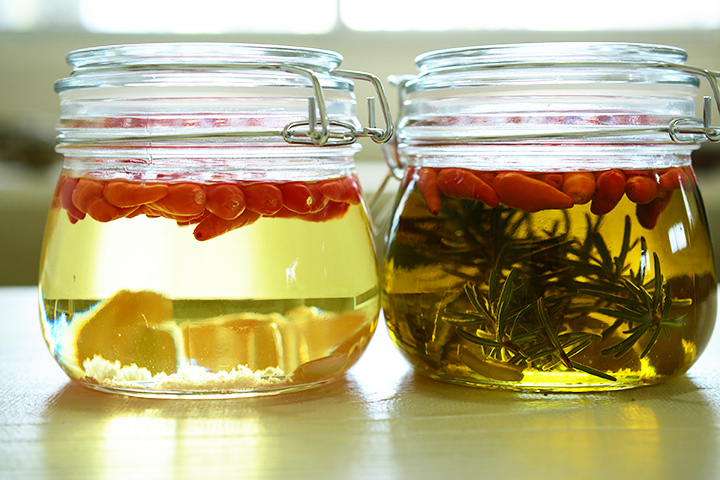 島唐辛子のオイル漬け