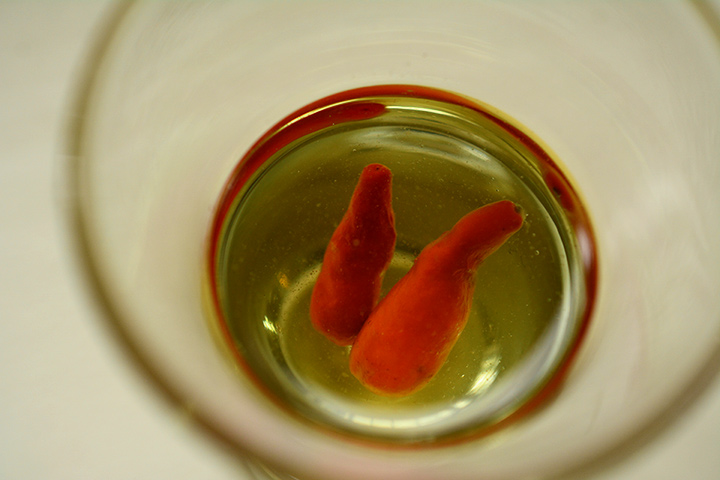 島唐辛子のオイル漬け