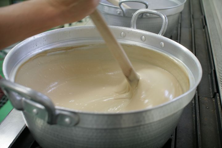 ジーマーミ豆腐を作っています