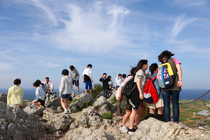 修学旅行生たちで賑わっていた