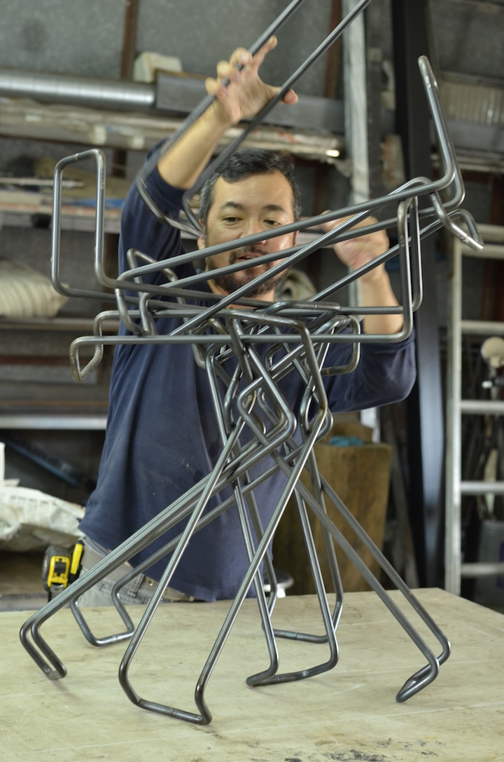 骨格標本のようにも見える作品が数分で完成