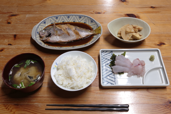 お食事メインは、もちろん近海のいまいゆ（鮮魚）