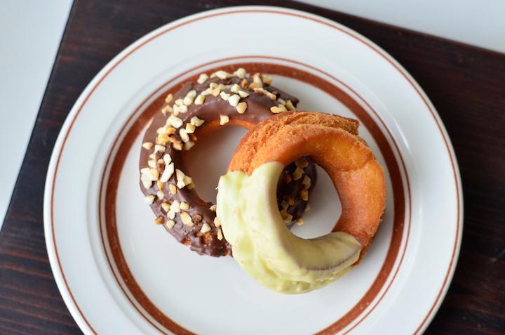 ハンドメイドのドーナツ