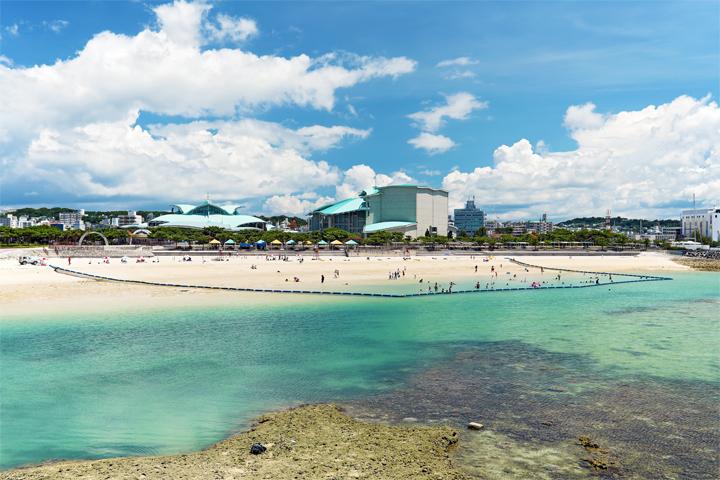 コンベンションセンターのトロピカルビーチ