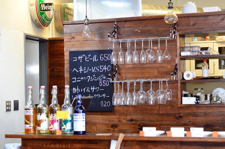 コザ麦酒工房の店内