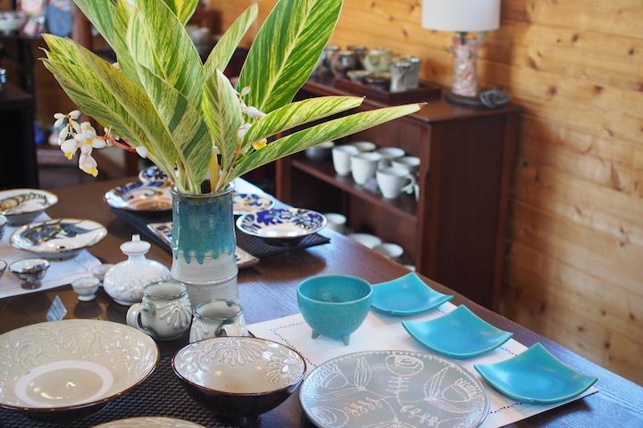 ヤチムン(陶器)