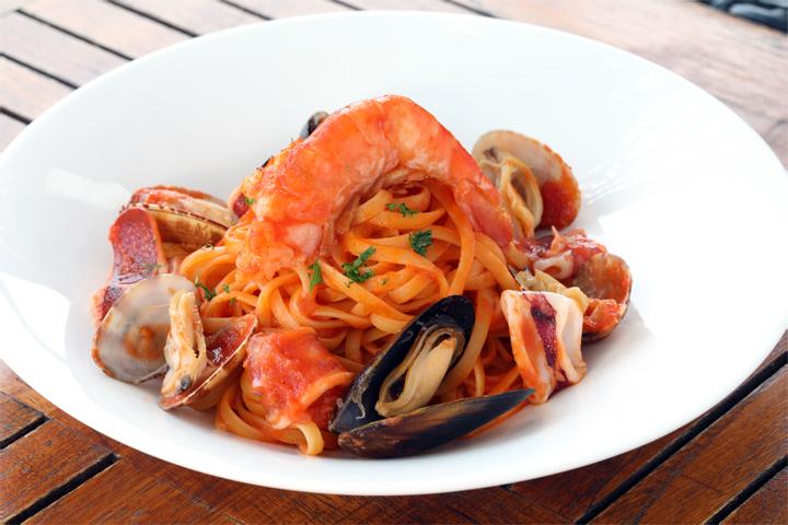 リングイネ ペスカトーレ ロッソ