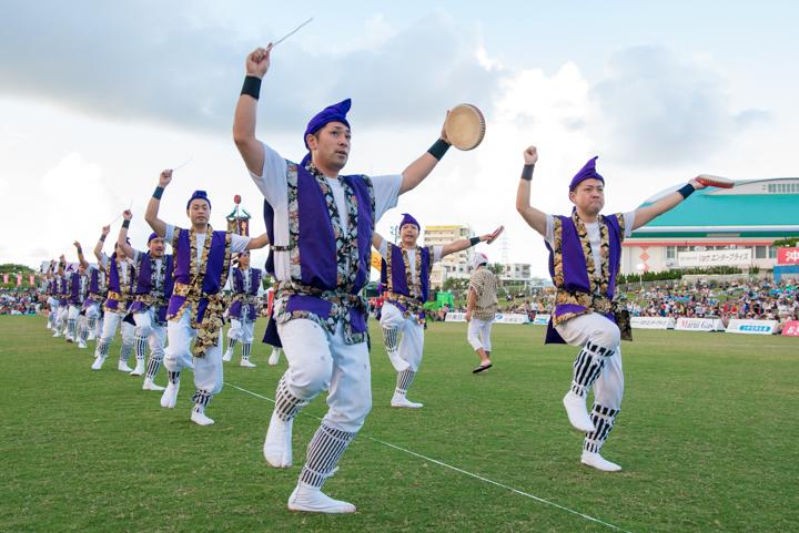 「具志川青年会」のエイサー