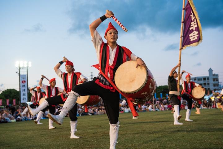 「池原青年会」のエイサー