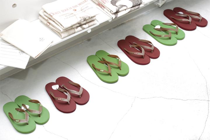 天然ゴムのビーチサンダル