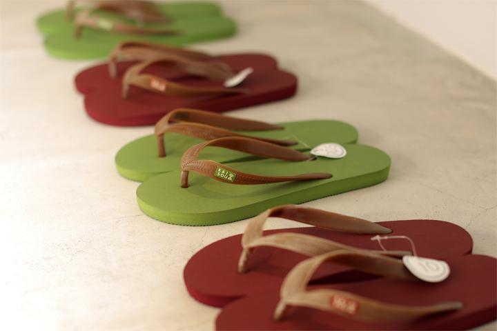 海想（かいそう）の『天然ゴムのビーチサンダル』