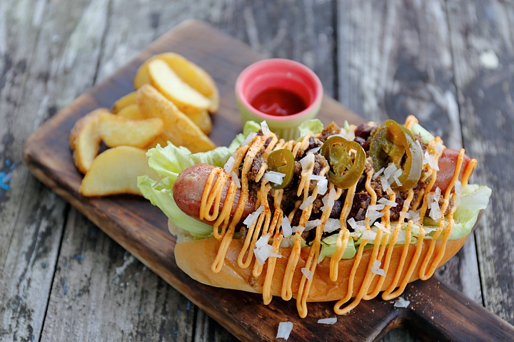 ブリコチリチーズドッグ