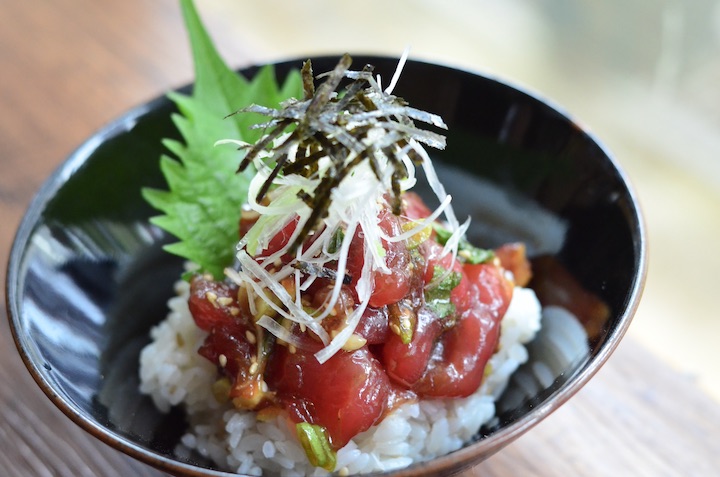 マグロの中落ち丼