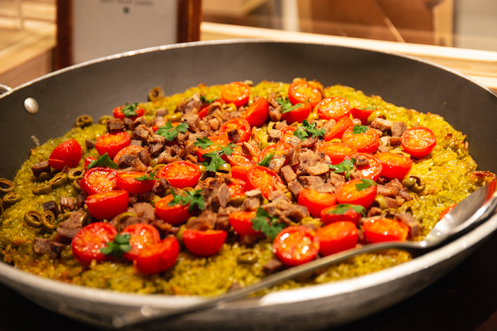 ヒージャー（ヤギ）のパエリア