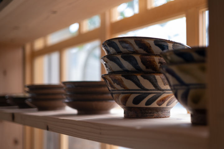 デイゴ染付そばマカイ