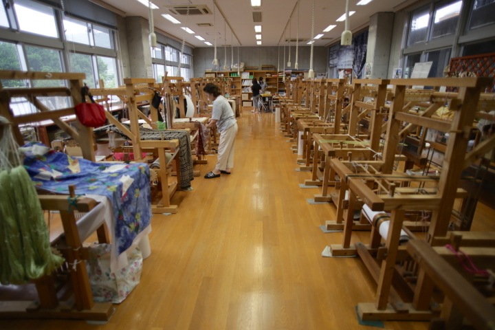 久米島紬の里 ゆいまーる館作業場