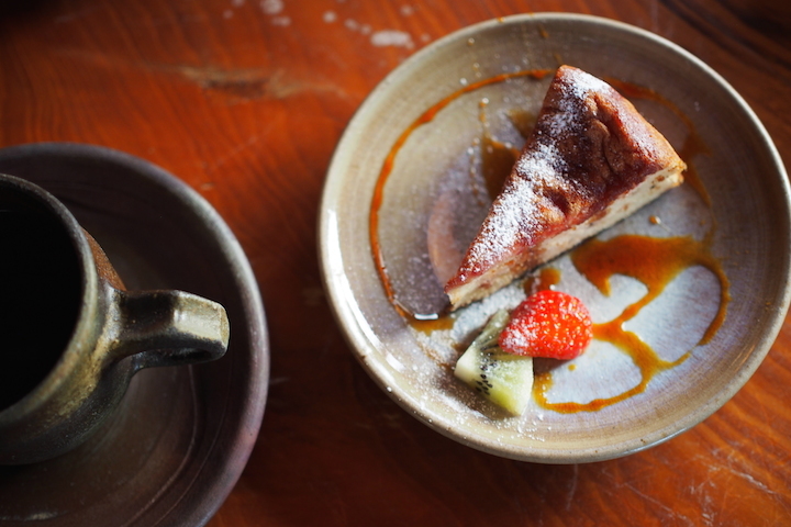 もとぶ南蛮窯・カフェ阿吽スイーツ