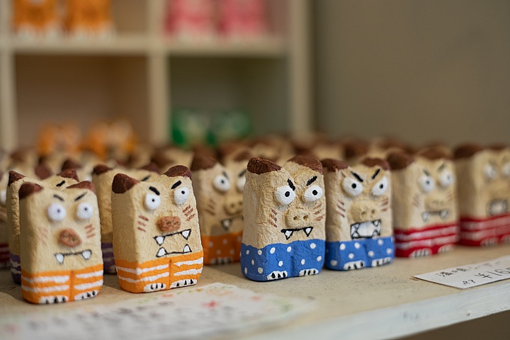 沖縄の風で販売しているシーサー