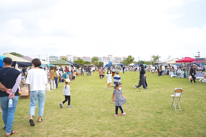 石垣マルシェのイベント内